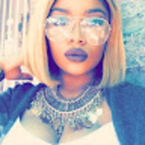 Meet your Posher, Briana